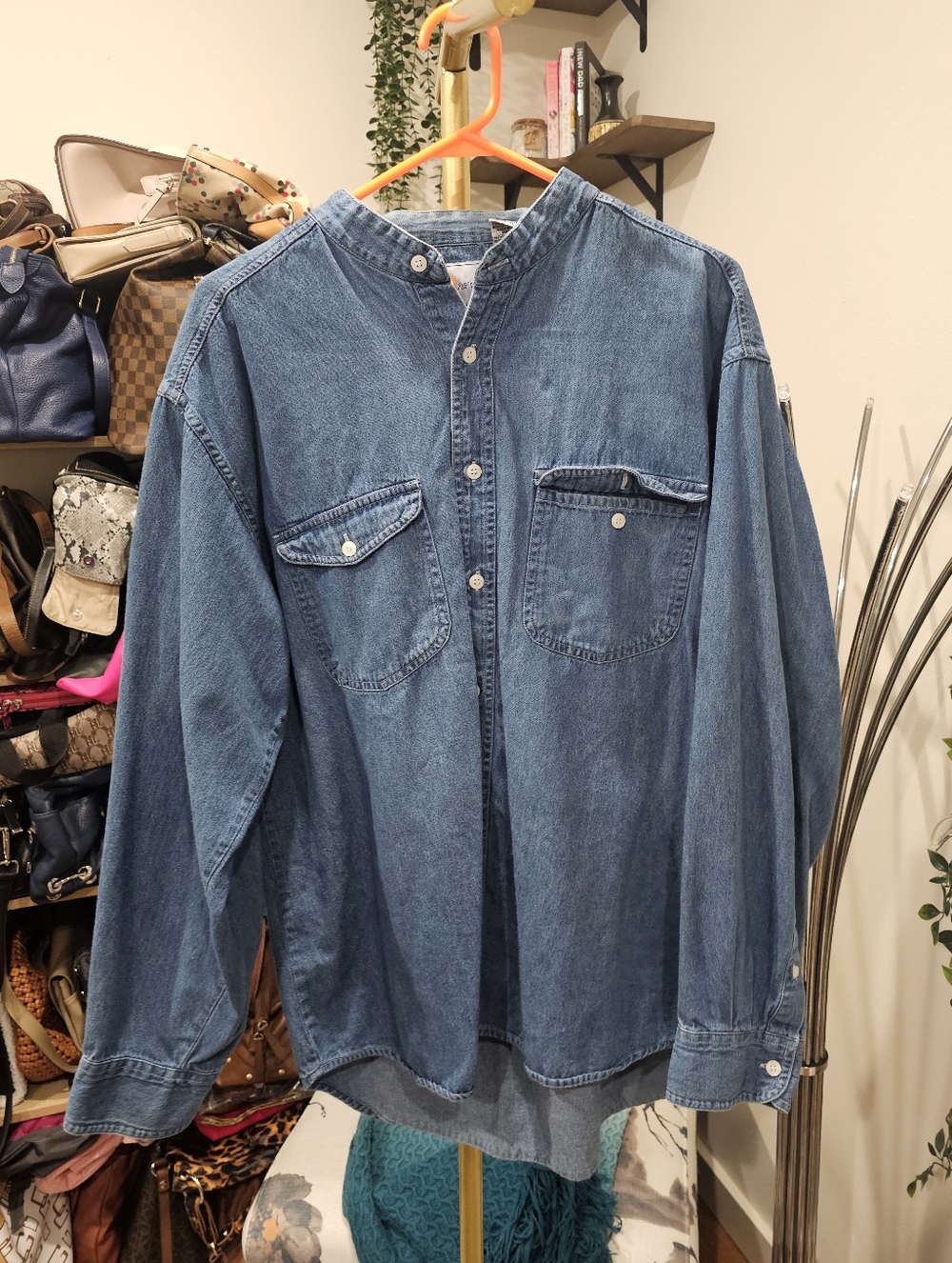 Vintage Denim Button-Up Shirt in Medium Blue